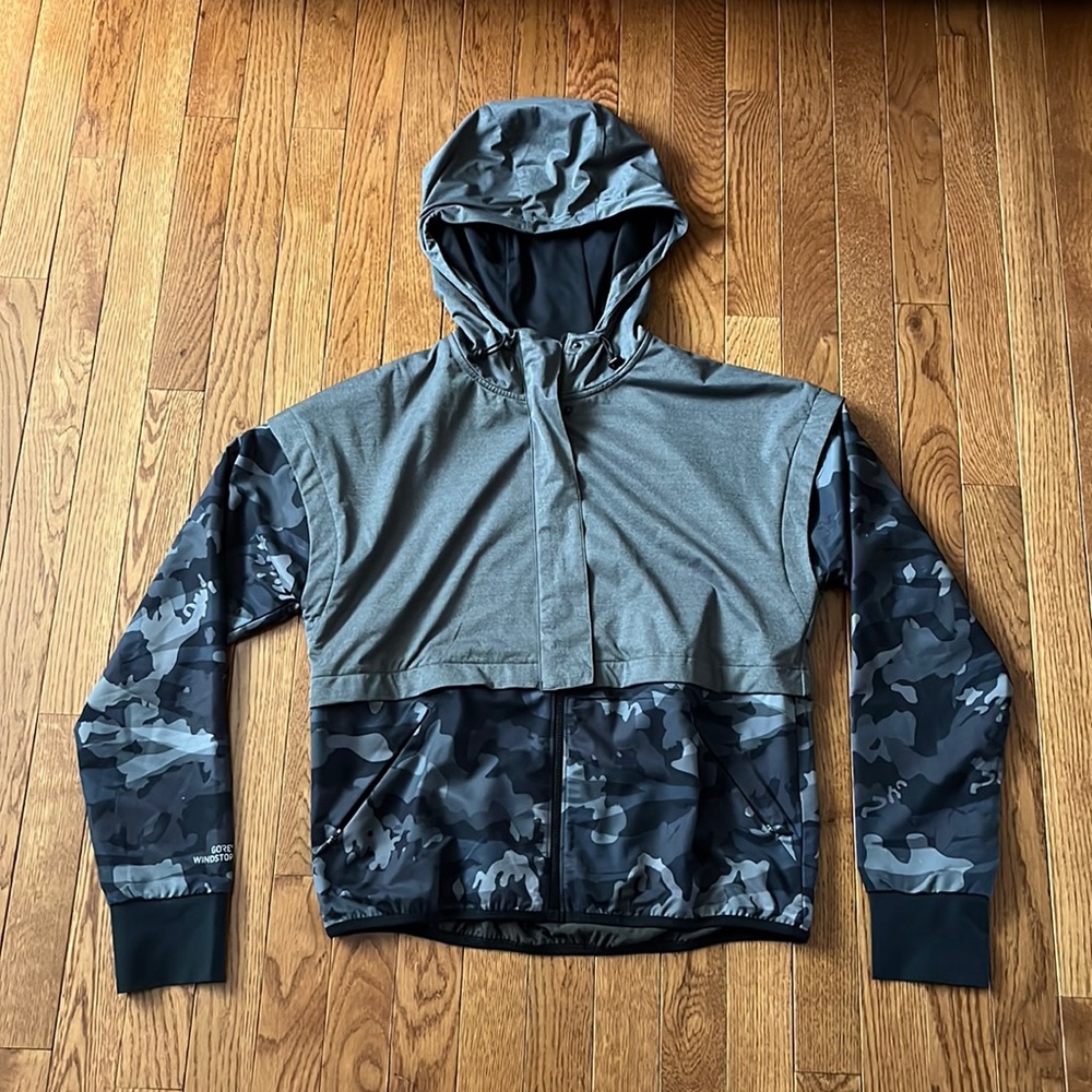 Under Armour Camo full zip jacket